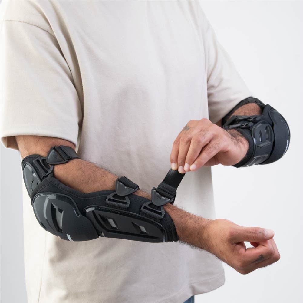 XTR-K-04 XTRONG RODILLERAS NEGRO SET | SKU17272 - Imagen 6